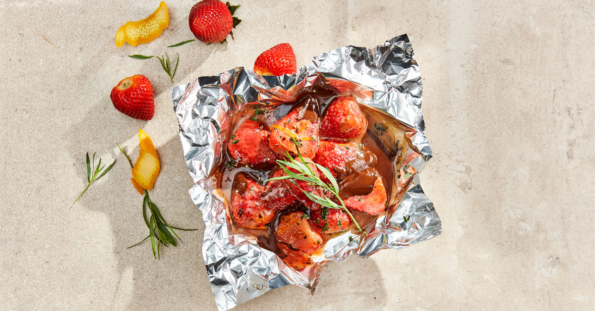 Maple-Chocolate Strawberries | Kids | Maple from Canada